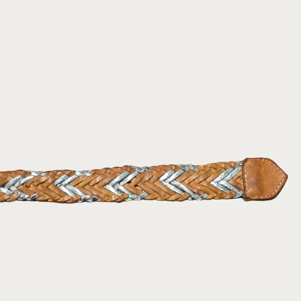 Vintage Liz Claiborne Woven Tan & Silver Leather Belt with Silver Tone Buckle M